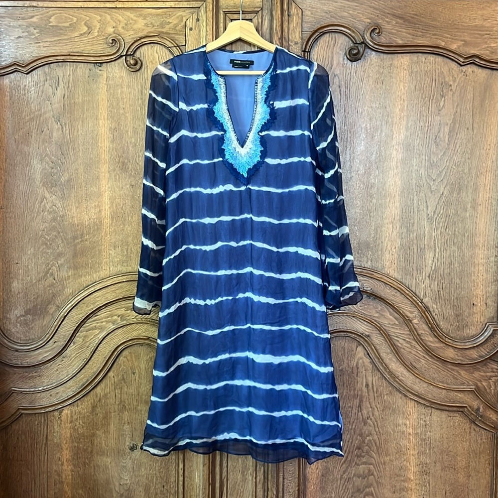 BCBG Max Azria Blue Tie-Dye Silk Swim Cover-Up Tunic V-Neck